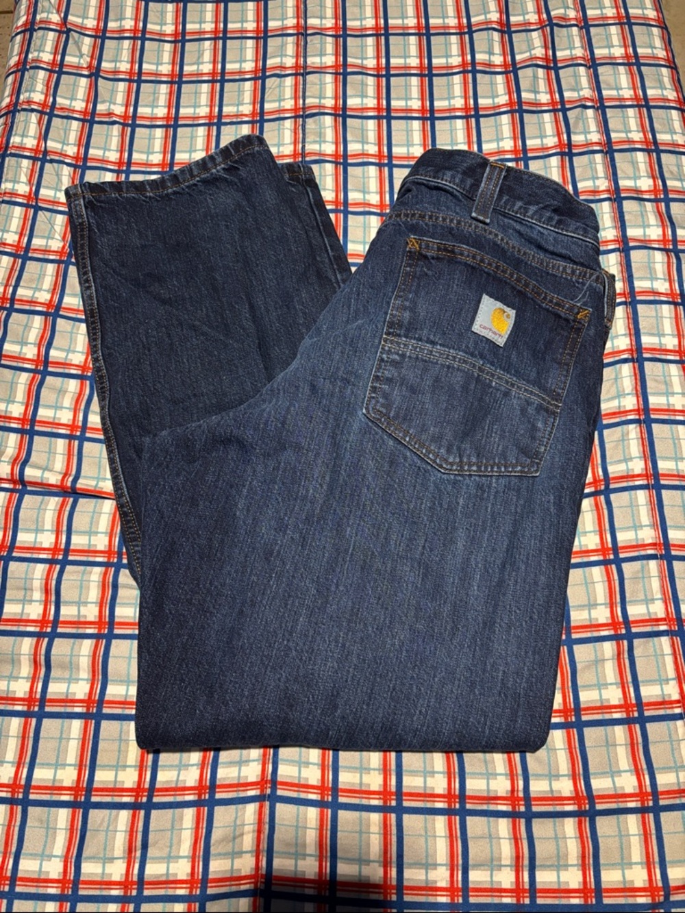 ⭐️⬇️ CARHARTT MEN’S BLUE/DARK INDIGO RELAXED FIT DENIM JEANS